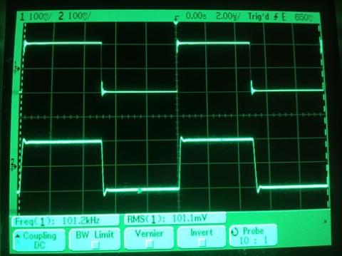 過渡応答(A=1 Vin=200mVp-p f=100kHz Rfb=0 位相補償なし Rl=15Ω ガラエポユニバーサル基板)