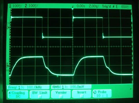過渡応答(A=1 Vin=200mVp-p f=100kHz Rfb=0 位相補償なし Rl=15Ω ガラエポユニバーサル基板)