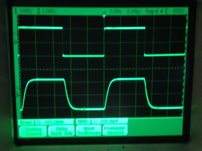 過渡応答(A=11 Vin=200mVp-p f=100kHz Rfb=10kΩ 位相補償なし 10:1プローブのみ接続 ガラエポユニバーサル基板)