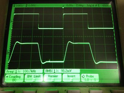 過渡応答(A=11 Vin=200mVp-p f=100kHz Rfb=10kΩ 位相補償なし 10:1プローブのみ接続 ガラエポユニバーサル基板)