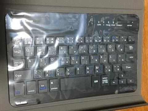 キーボード部分。かなり簡略化されている