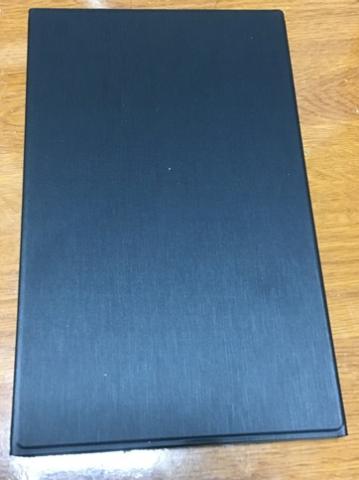 キーボードの裏の面