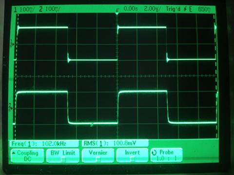 過渡応答(A=1 Vin=200mVp-p f=100kHz Rfb=0 位相補償なし Rl=15Ω ガラエポユニバーサル基板)