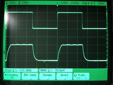過渡応答(A=1 Vin=200mVp-p f=100kHz Rfb=0 位相補償なし Rl=15Ω ガラエポユニバーサル基板)