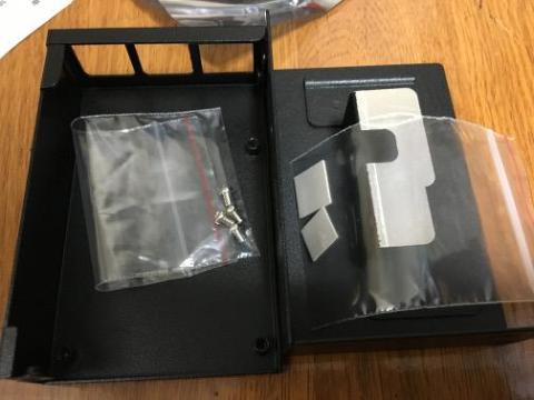 ケースを開けたところ