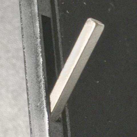 マグネットが取れた