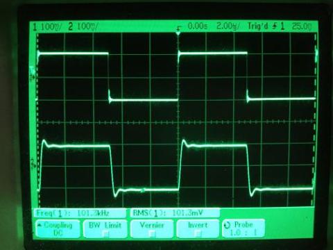 過渡応答(A=1 Vin=200mVp-p f=100kHz Rfb=0 位相補償なし Rl=15Ω ガラエポユニバーサル基板)