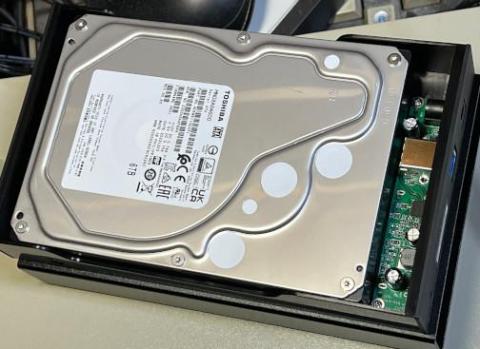 HDDをセットした例