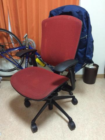 ハンガー付き、ヘッドレストなしモデル