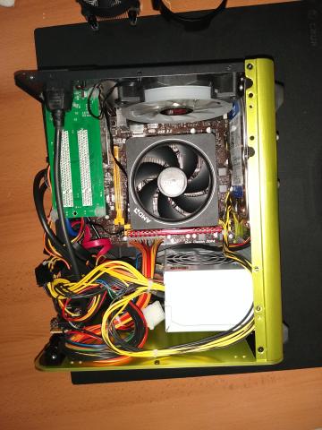 この後CPUクーラーを換えます
