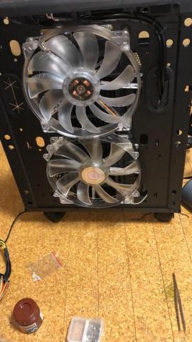 前回は少しズレていたけど今回はキレイに収まってます。