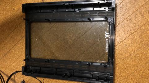 フロントパネル裏面