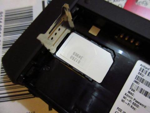 LTE対応のモバイルルーターに装着してみる