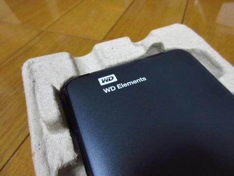 下位機種のElementsシリーズで容量が 1 TB