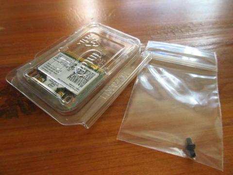 取り付けネジが付属