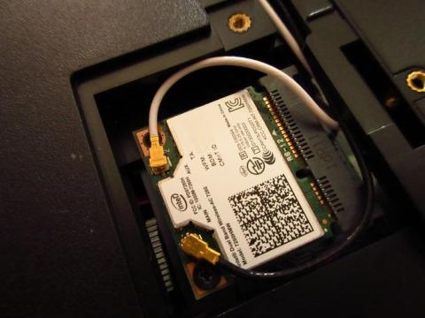Intel Dual Band Wireless-AC 7260 を換装したところ