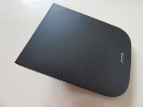 電池収納部分のカバー