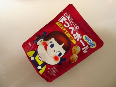 ミルキーのペコちゃんがデザインされていたが秋田いなふく米菓の製品