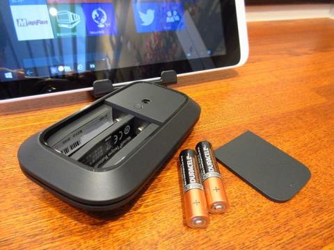 バッテリーの装着がやりやすい