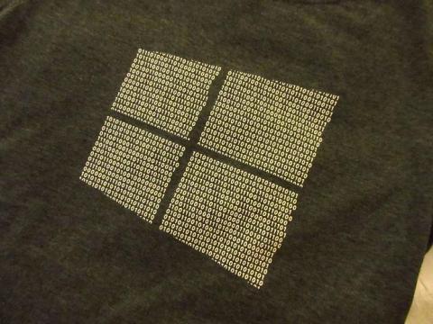 Windows のロゴがバイナリーデータでデザインされています