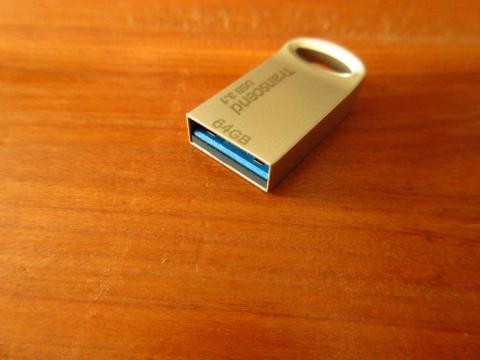 USB 3.1 に対応
