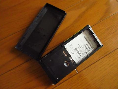 リアカバーを取り外したところ