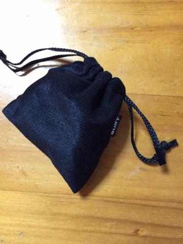 収納用のポーチが付属する