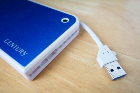 スッキリ収納できるケーブル