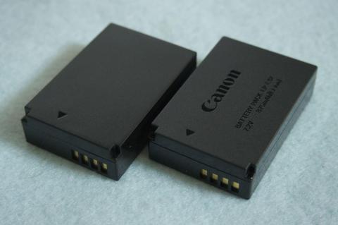 左:互換品 右:純正