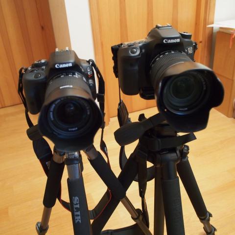 左が本モデル+X7、右はE635N+70D