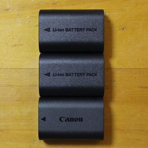 上から互換A(今回)、互換B(前回)、純正