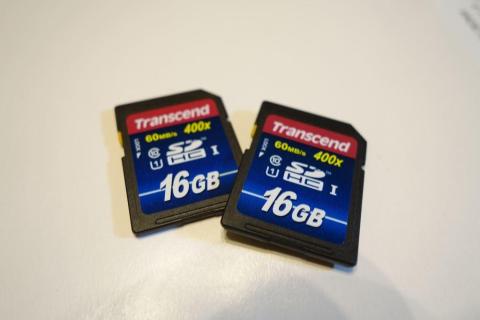 製品表面には60MB/s、400Xの表記