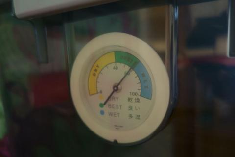 湿度計付き