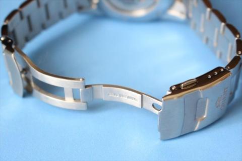 バックルもしっかりしている