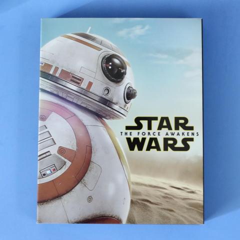 初回限定盤はBB-8のアウターパッケージ付き