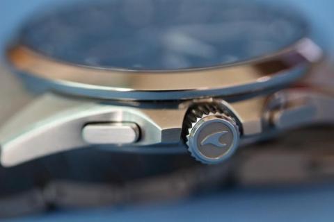 竜頭にもオシアナスマークが入る