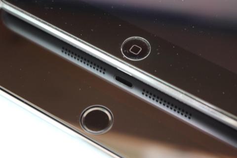 ホームボタンがTouch ID対応に・・・