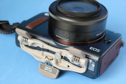 EOS M2に取り付けてみた