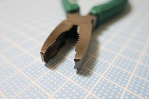 一見すると普通のプライヤーだが・・・
