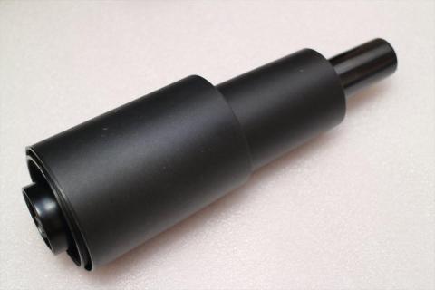 ガスシリンダーにカバーを被せ