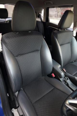 FIT3 Lパケのシート