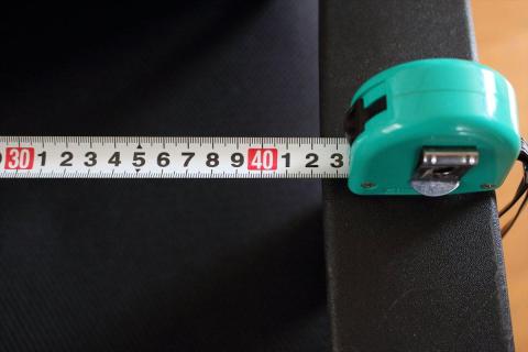 今までのPCチェアは約42cm
