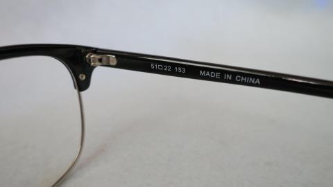 サイズ表記は51□22 153