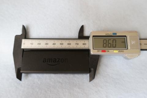 USBメモリーを二回りほど大きくした感じ