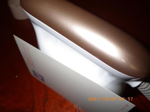 はがきよりは少し大きい程度