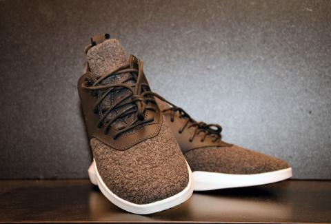 CREATIVE RECREATION DEROSS