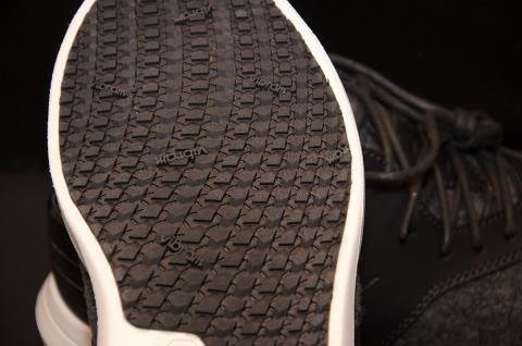 登山メーカーのソールを使用