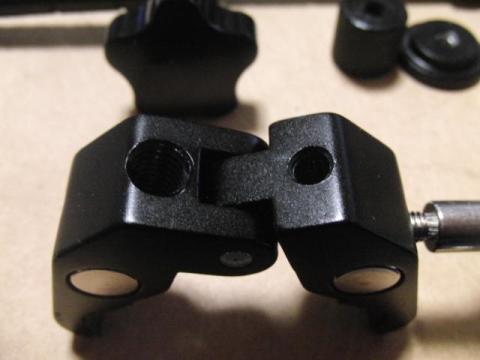 写真3 付属品クランプ