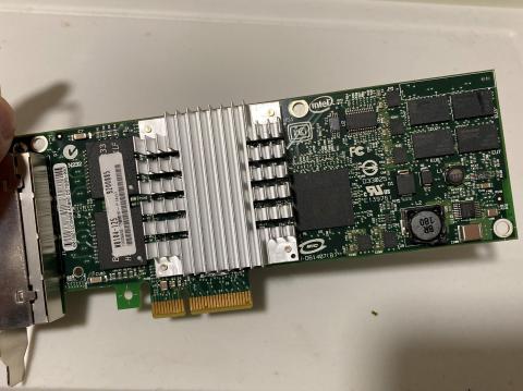 こんなカード。NECの型番表記あり