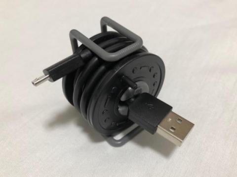 1mのケーブルを格納